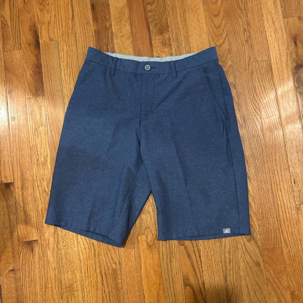 Men’s golf adidas brand size 32 Shorts light weight stretch